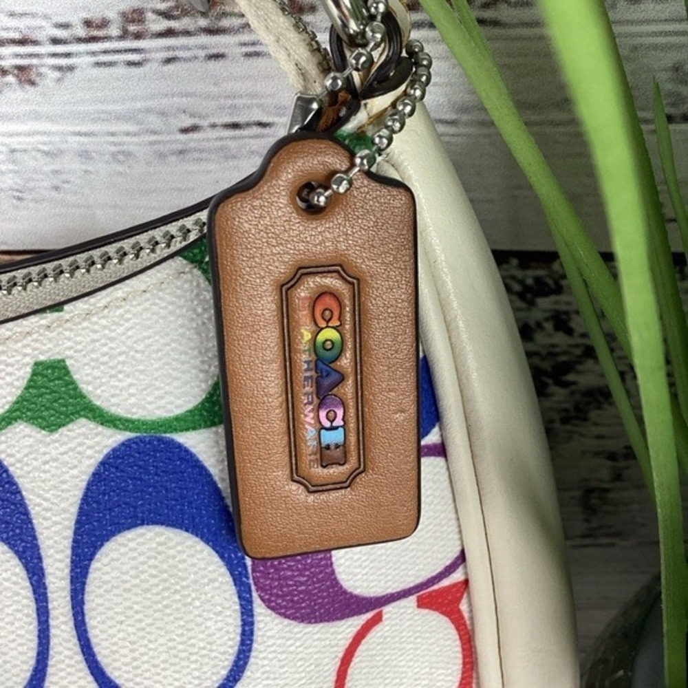 COACH TERI HAND SHOULDER SMALL BAG SIGNATURE RAINBOW CANVAS MULTI SUMMER PURSEβ - Picture 6 of 16